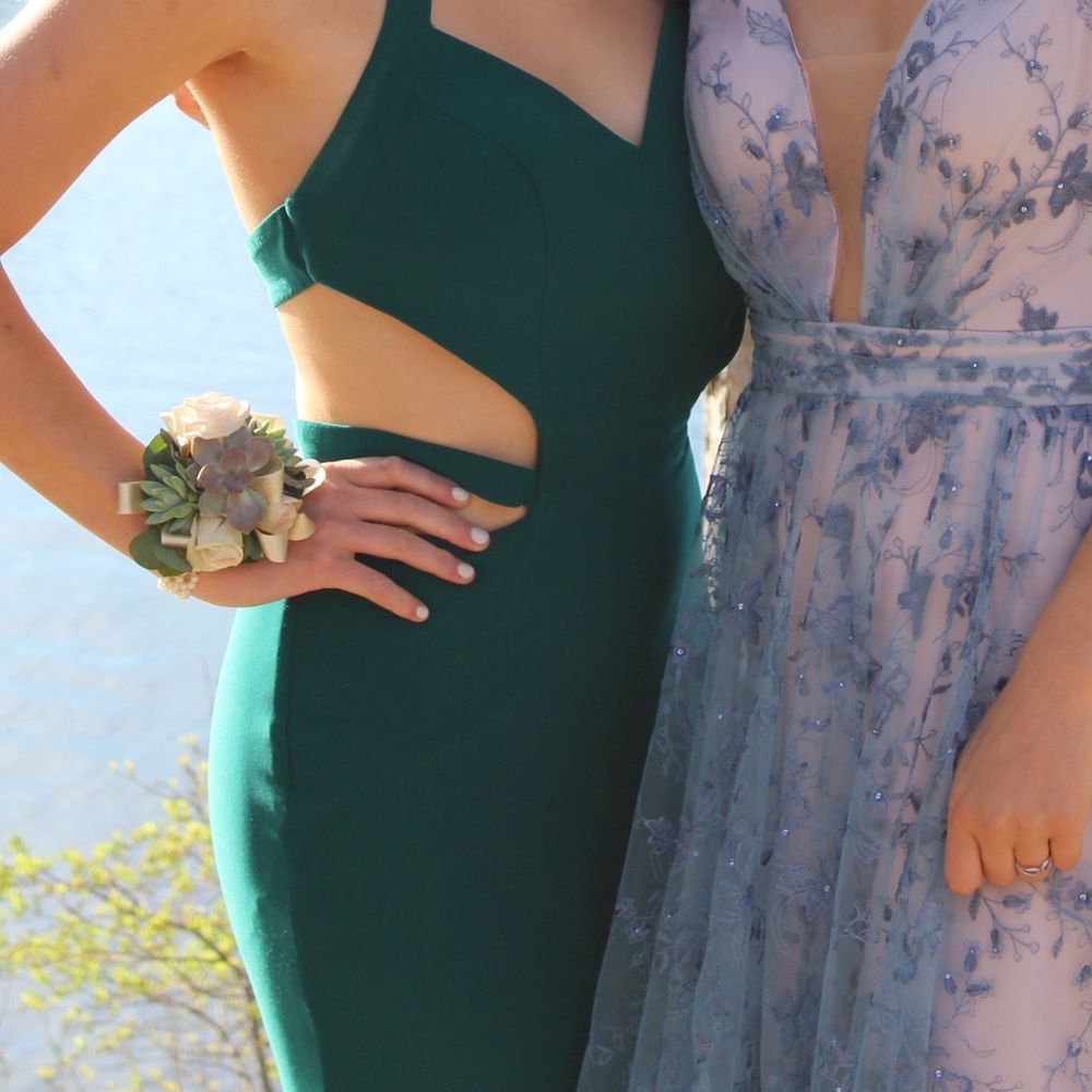 Prom dress size 6